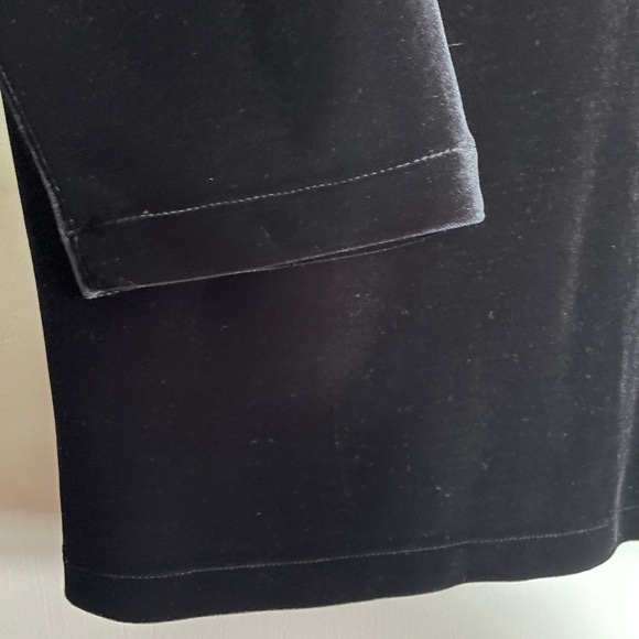 Talbots Black Velvet Top Size L 3/4 Length Dolman Sleeve Reversible Neckline - Picture 4 of 9